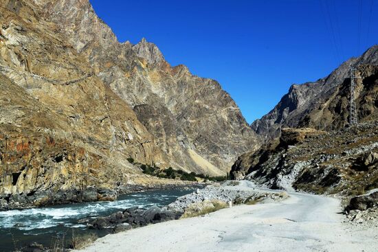 Страны мира. Таджикистан