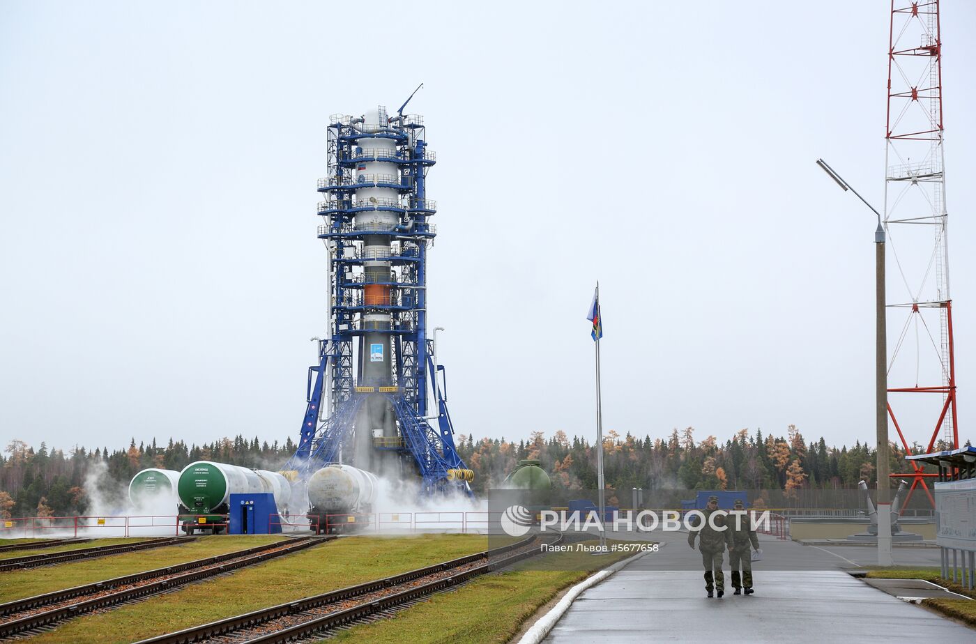 Запуск ракеты «Союз-2» со спутником военного назначения с космодрома Плесецк