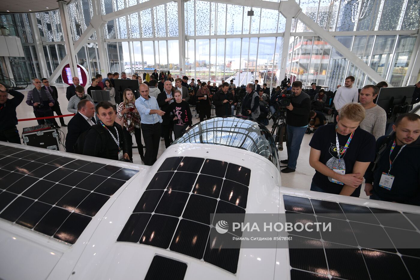 Презентация прототипа электросамолета для кругосветного полета