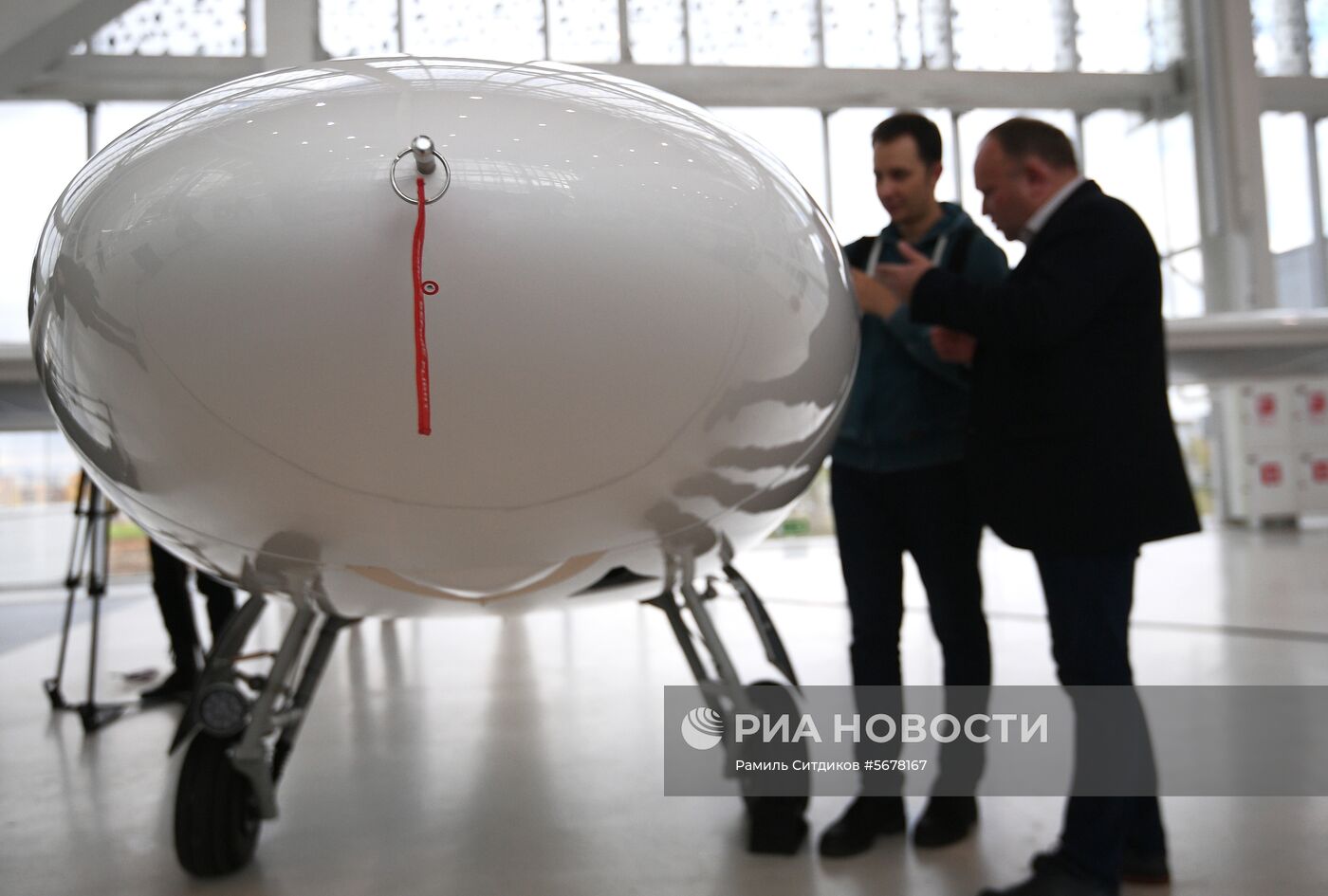 Презентация прототипа электросамолета для кругосветного полета