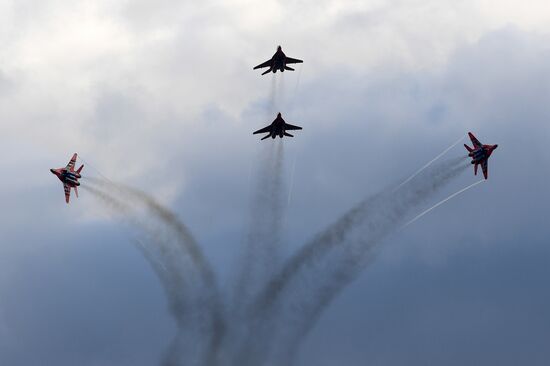 Акция "Военная служба по контракту – твой выбор!" в Казани