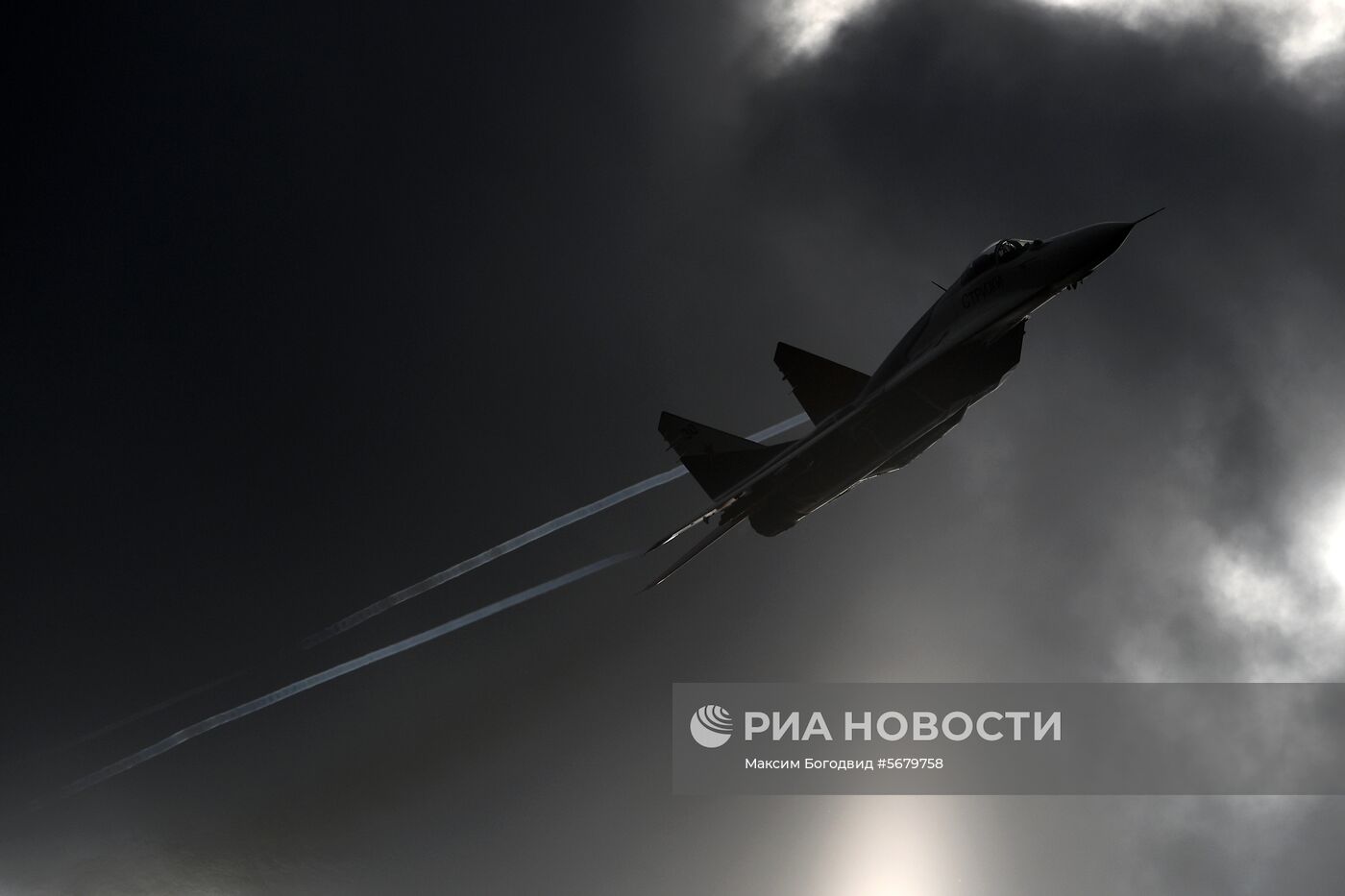 Акция "Военная служба по контракту – твой выбор!" в Казани