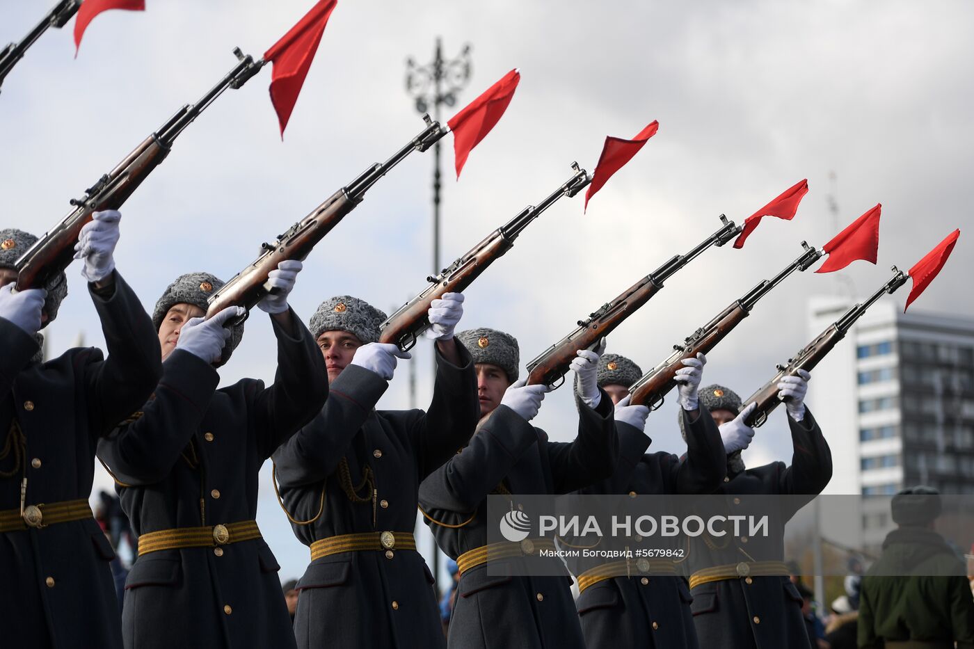 Акция "Военная служба по контракту – твой выбор!" в Казани