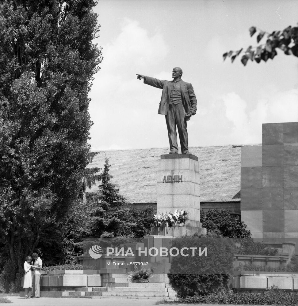 Памятник В.И. Ленину в городе Белая Церковь