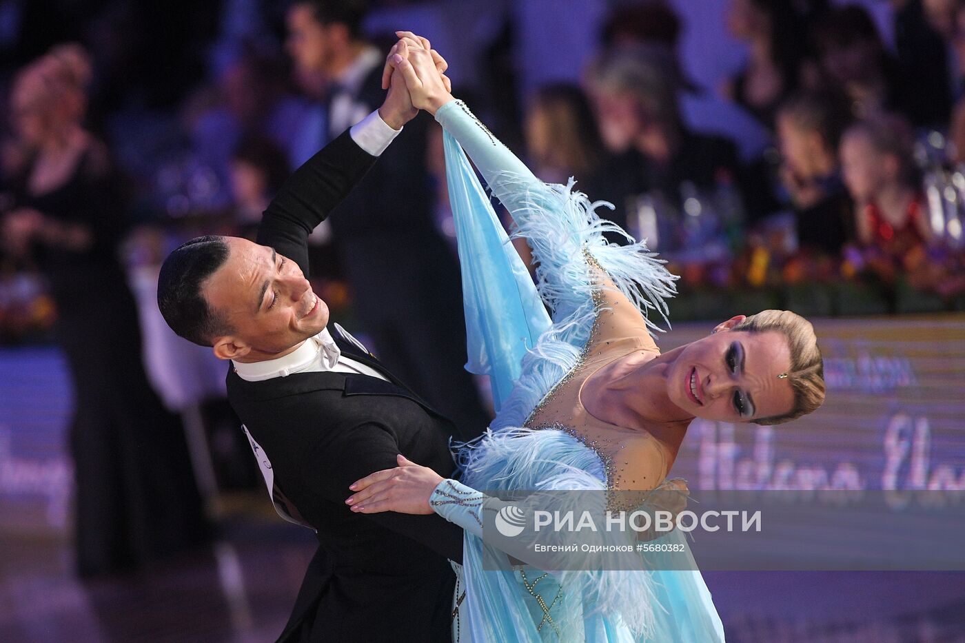 Чемпионат мира по европейским танцам