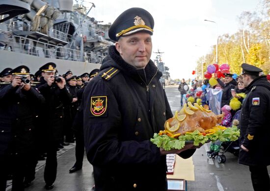 Прибытие сторожевого корабля "Ярослав Мудрый" в Балтийск