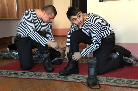 Осенний призыв во Владивостоке  