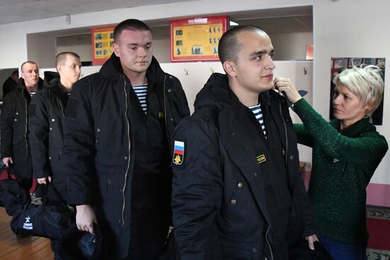 Осенний призыв во Владивостоке  