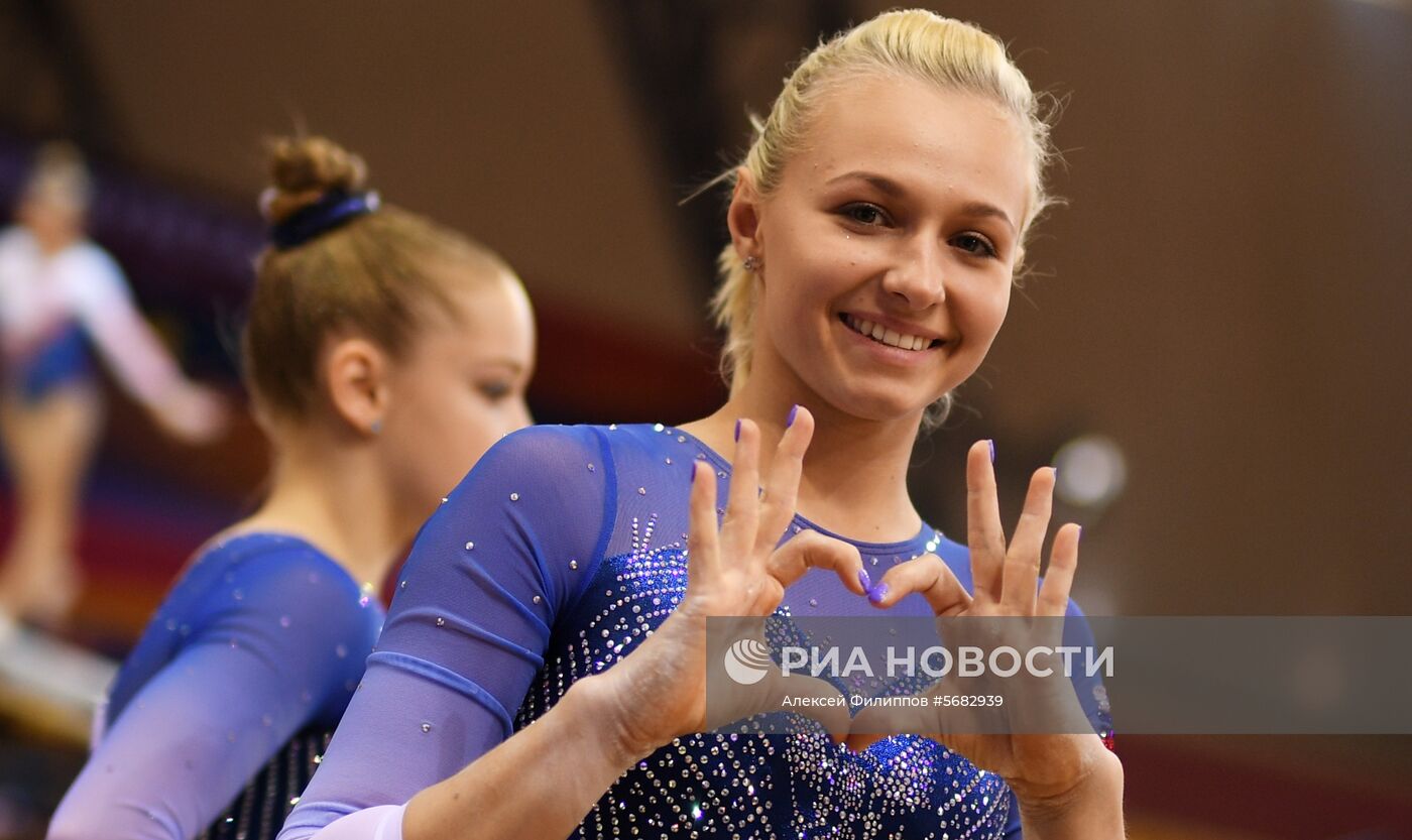 Спортивная гимнастика. Чемпионат мира. Женщины. Командное многоборье