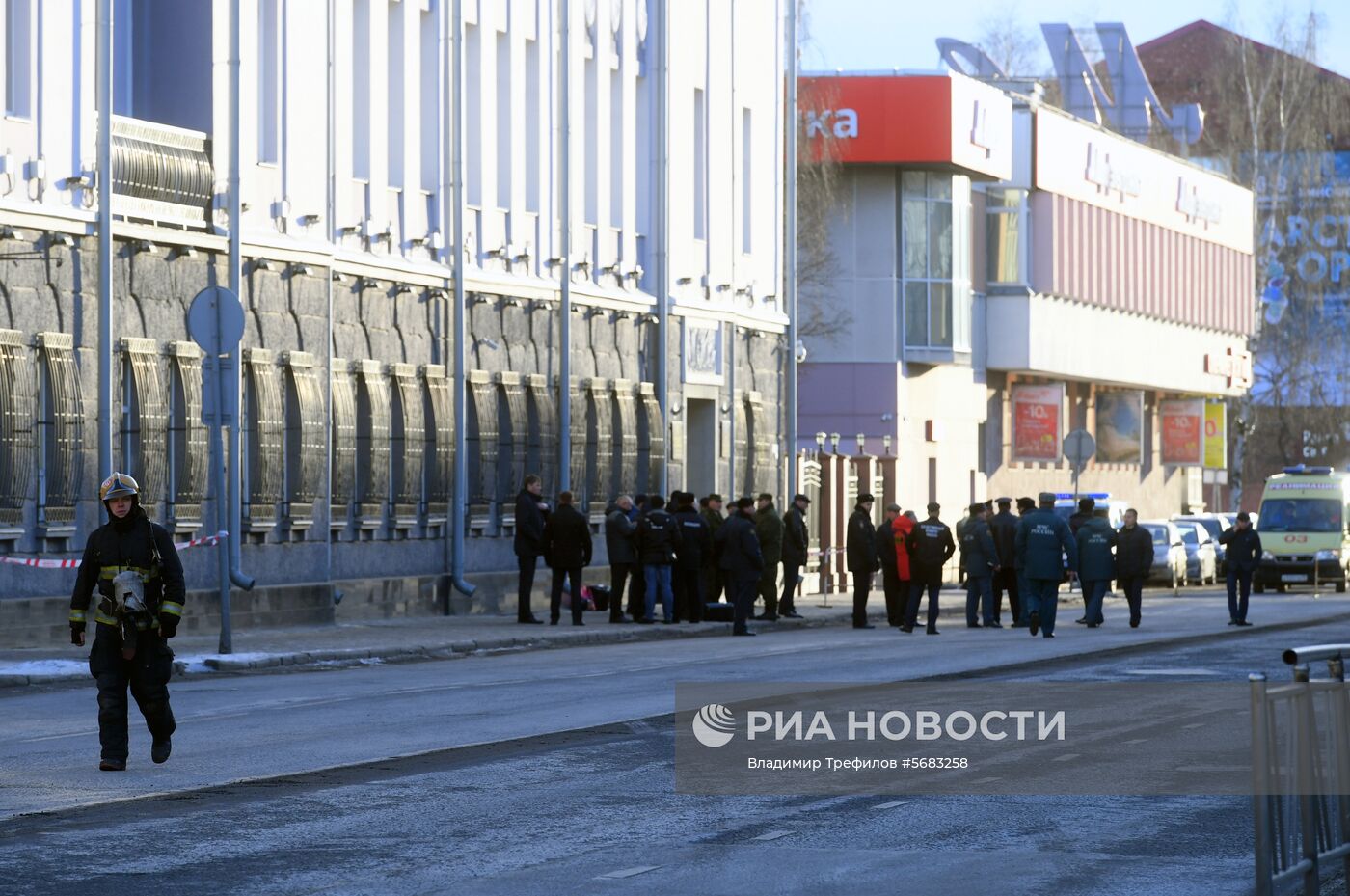 У здания ФСБ в Архангельске произошел взрыв