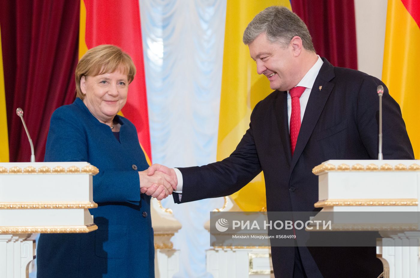 Встреча президента Украины П. Порошенко и канцлера Германии А. Меркель в Киеве