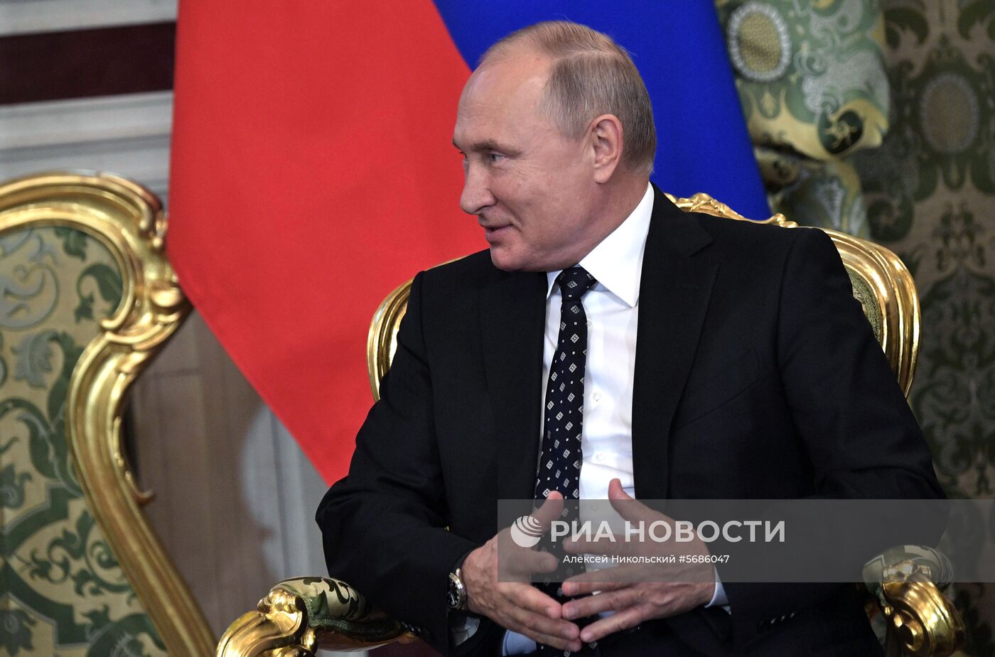   Президент РФ В. Путин встретился с председателем Госсовета Кубы М. Диас-Канелем Бермудесом