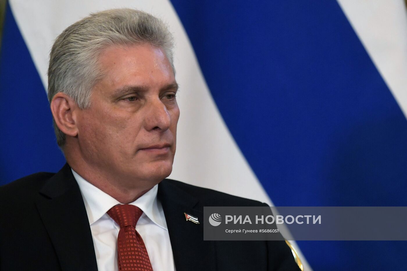 Президент РФ В. Путин встретился с председателем Госсовета Кубы М. Диас-Канелем Бермудесом