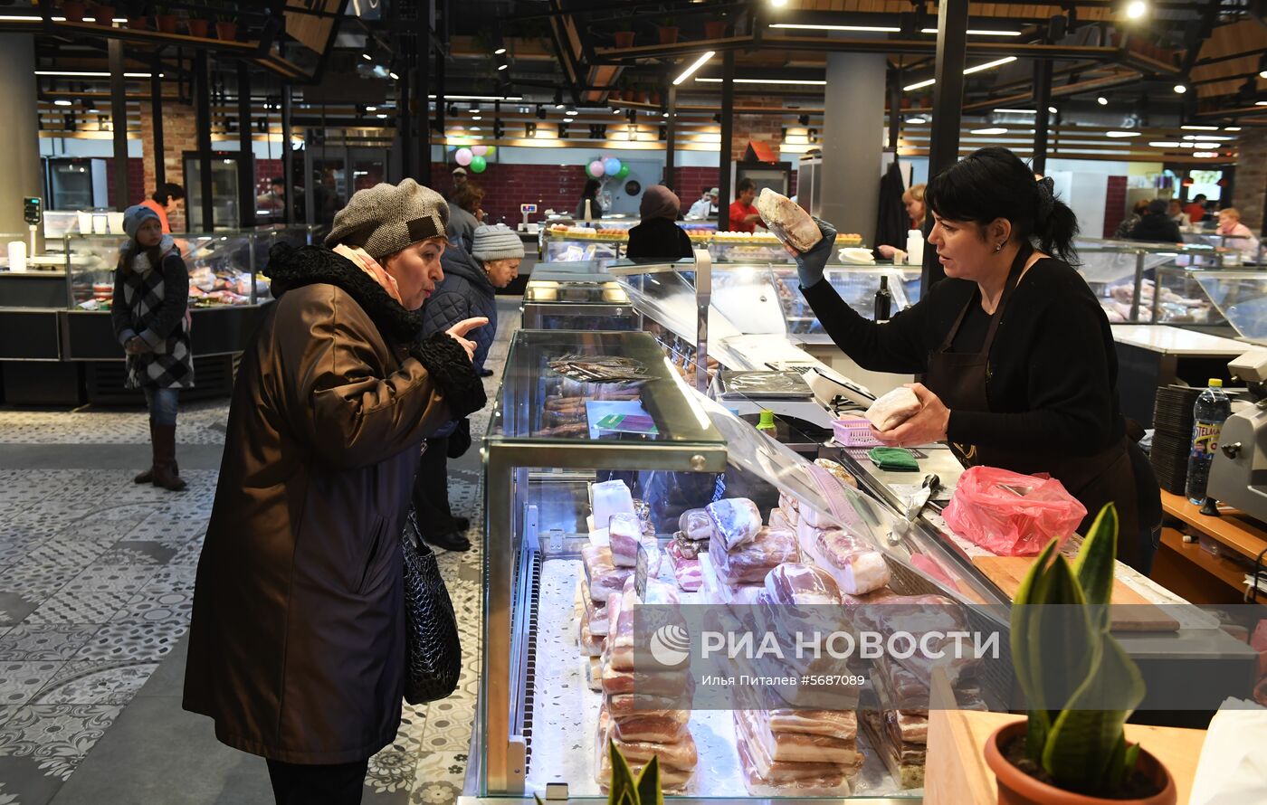 Открытие Братиславского рынка после реконструкции 