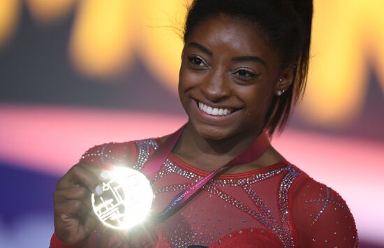 Спортивная гимнастика. Чемпионат мира. Отдельные снаряды. Второй день