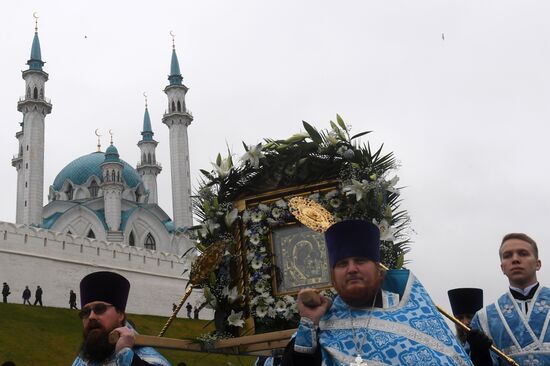 Крестный ход в честь Казанской иконы Божией Матери