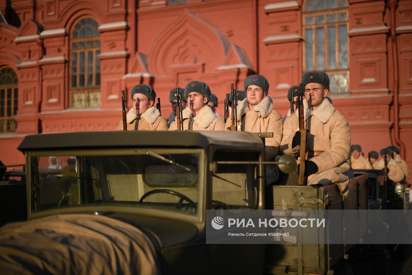 Репетиция марша, посвященного 77-й годовщине парада 1941 года