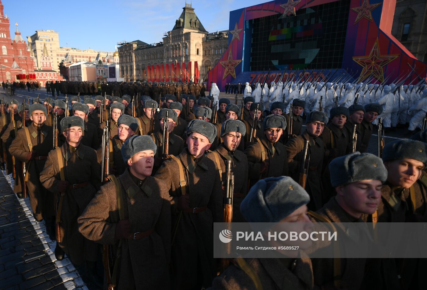 Репетиция  марша, посвященного 77-й годовщине парада 1941 года