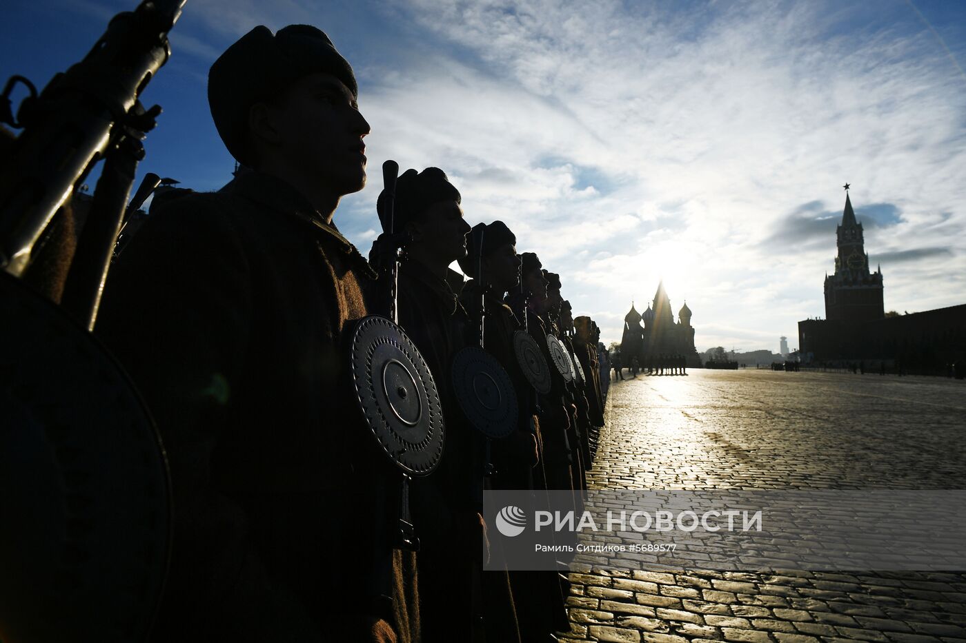 Репетиция марша, посвященного 77-й годовщине парада 1941 года