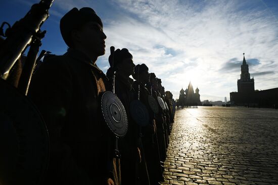 Репетиция  марша, посвященного 77-й годовщине парада 1941 года