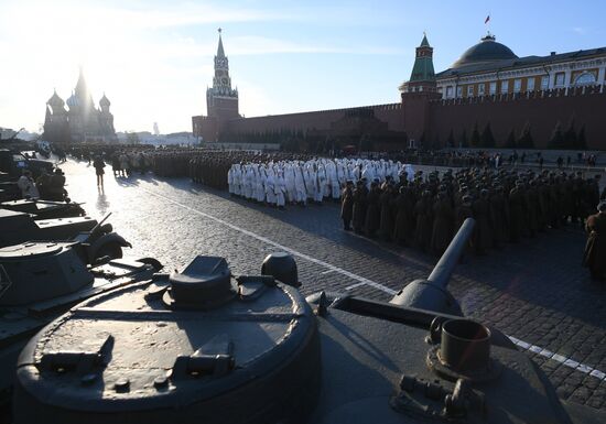 Репетиция  марша, посвященного 77-й годовщине парада 1941 года