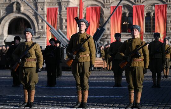Репетиция  марша, посвященного 77-й годовщине парада 1941 года