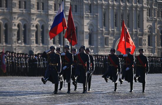 Репетиция  марша, посвященного 77-й годовщине парада 1941 года