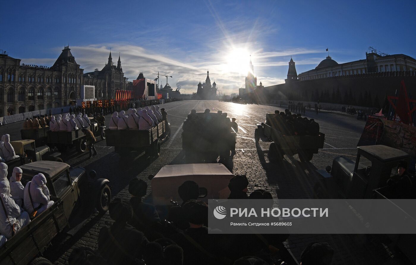 Репетиция марша, посвященного 77-й годовщине парада 1941 года