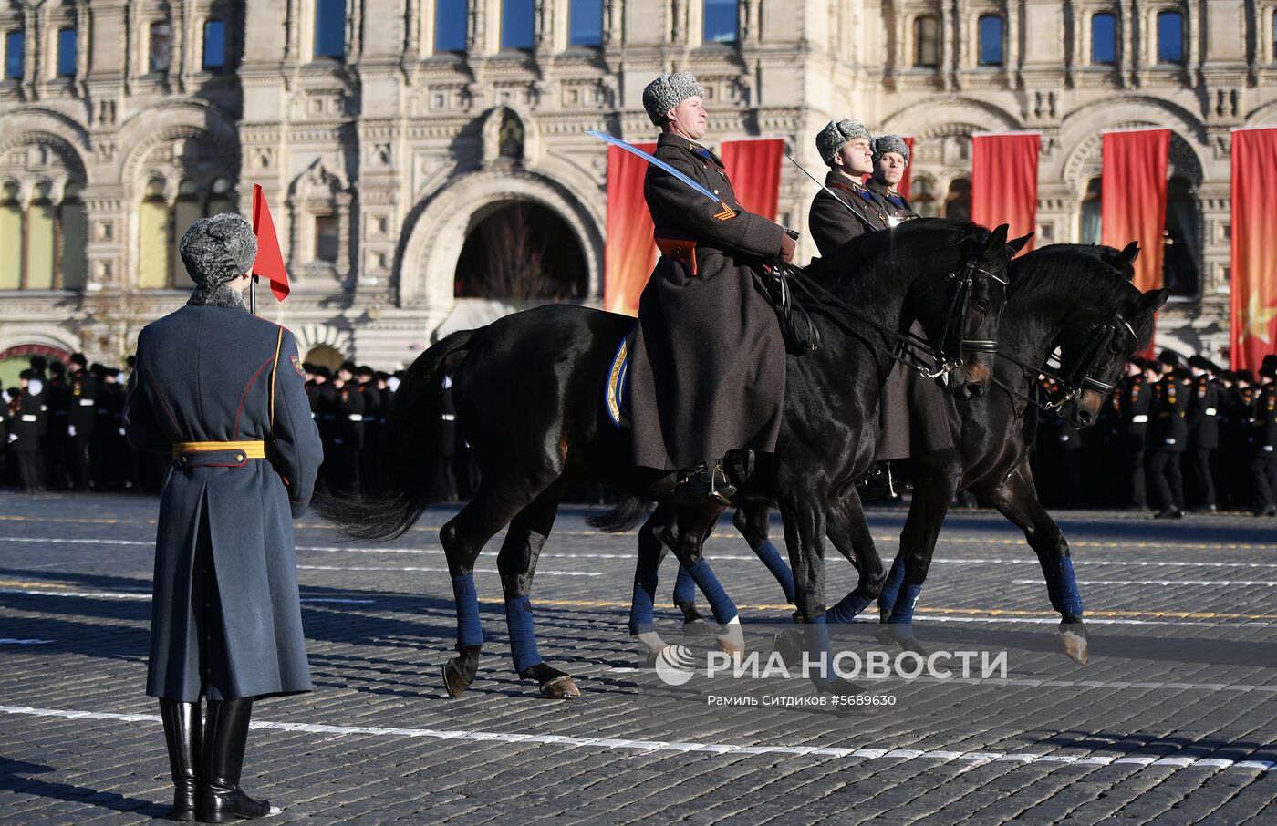 Репетиция марша, посвященного 77-й годовщине парада 1941 года