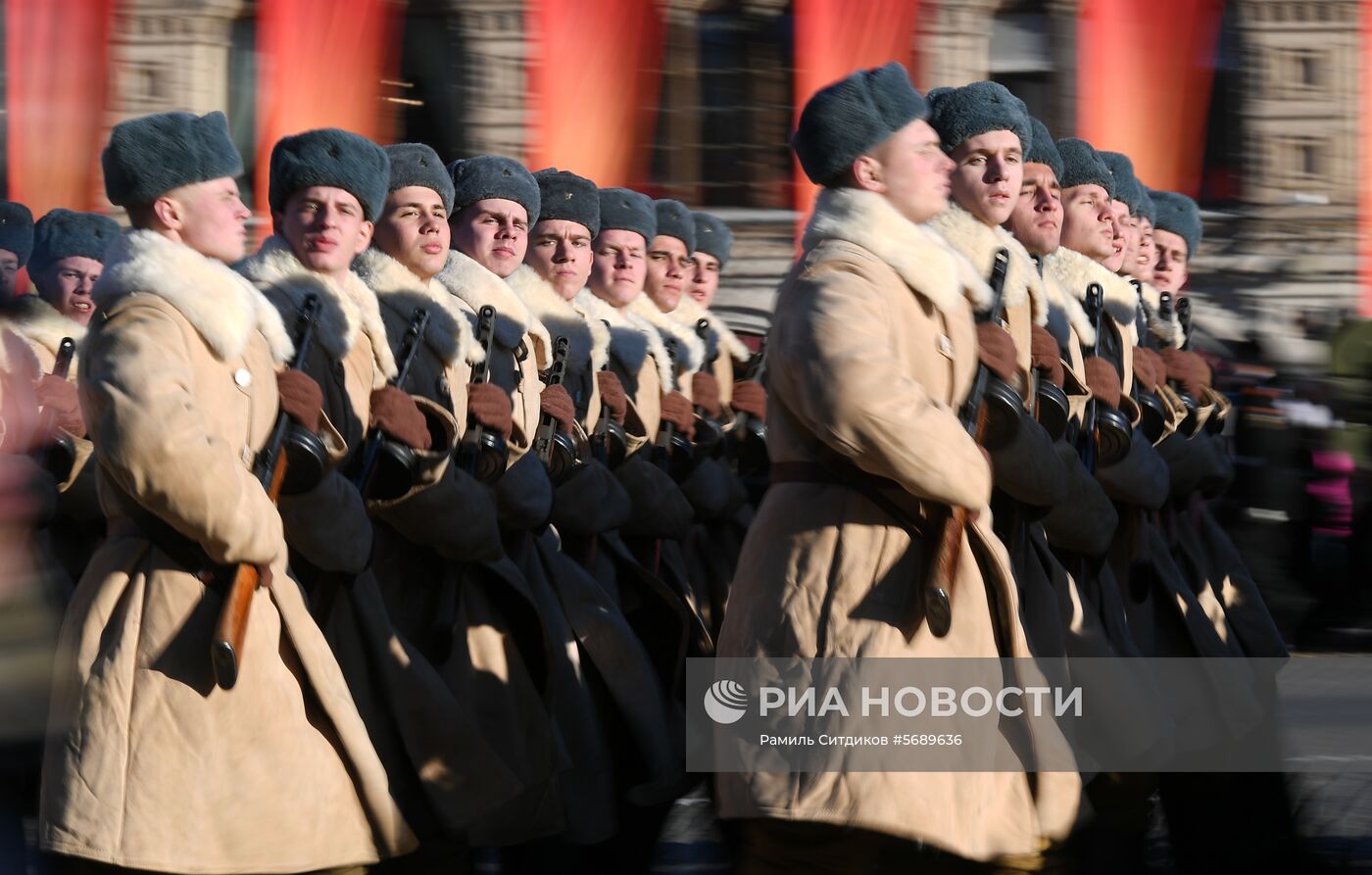 Репетиция марша, посвященного 77-й годовщине парада 1941 года