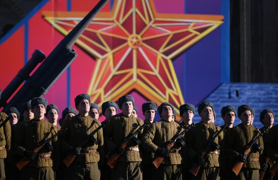 Репетиция  марша, посвященного 77-й годовщине парада 1941 года