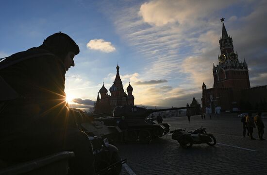 Репетиция  марша, посвященного 77-й годовщине парада 1941 года