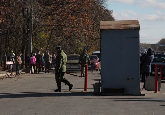 Открытие новых пограничных модулей на КПП "Александровка" в Донецкой области