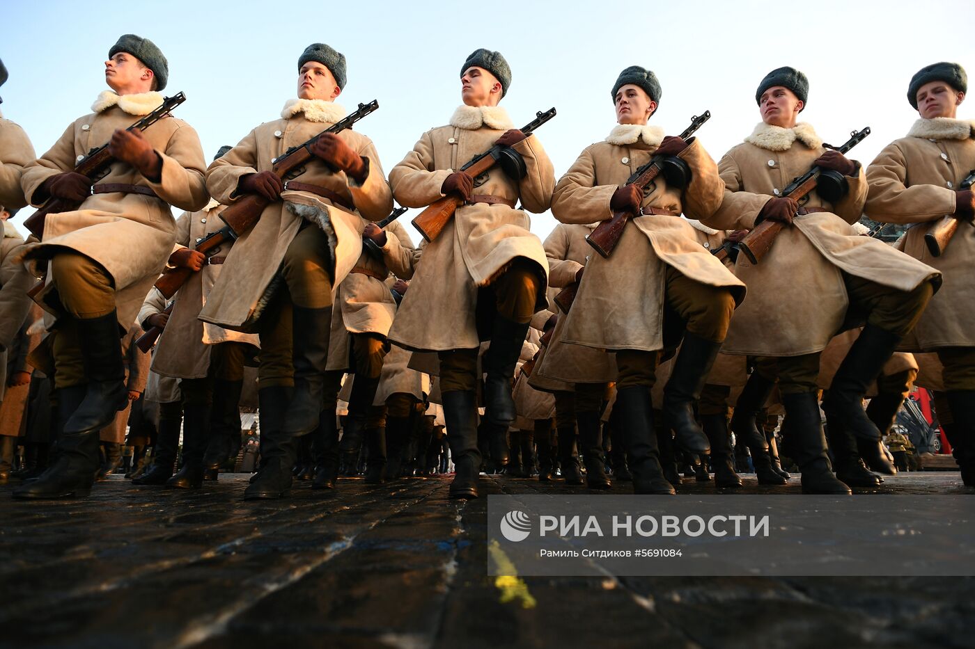 Марш, приуроченный к 77-й годовщине парада 1941 года