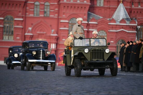 Марш, приуроченный к 77-й годовщине парада 1941 года