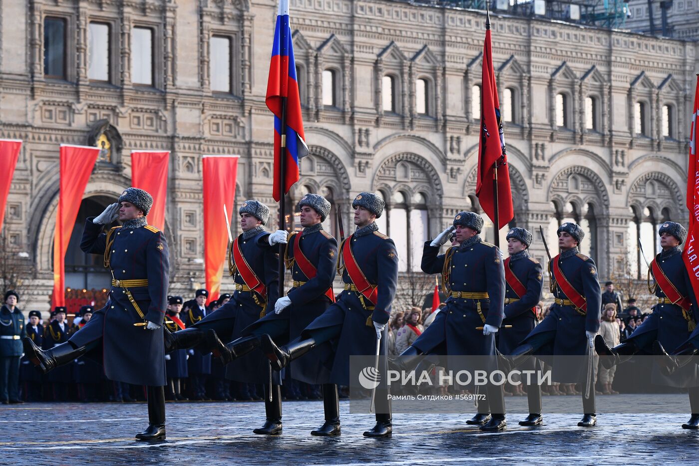 Марш, приуроченный к 77-й годовщине парада 1941 года 