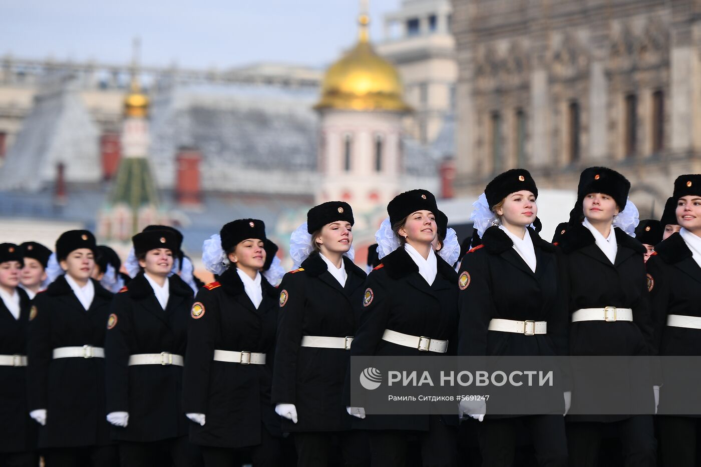 Марш, приуроченный к 77-й годовщине парада 1941 года 