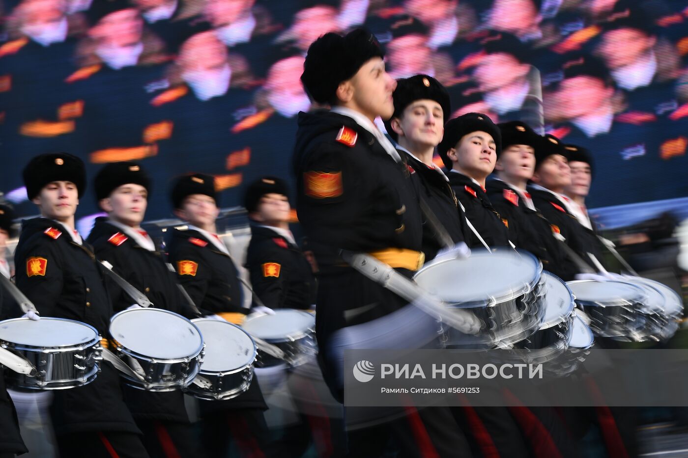 Марш, приуроченный к 77-й годовщине парада 1941 года 