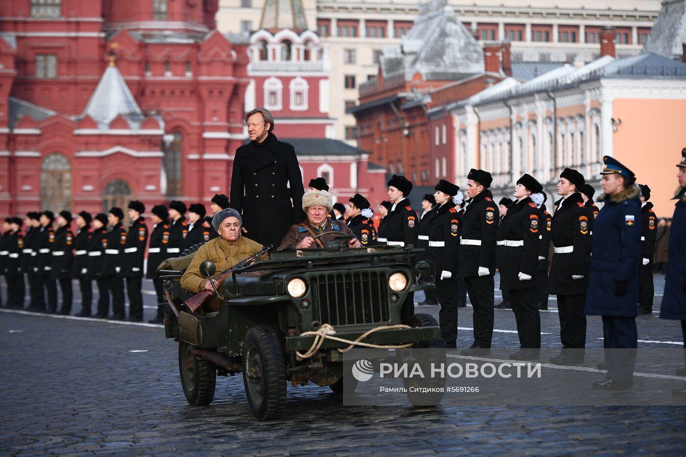 Марш, приуроченный к 77-й годовщине парада 1941 года 