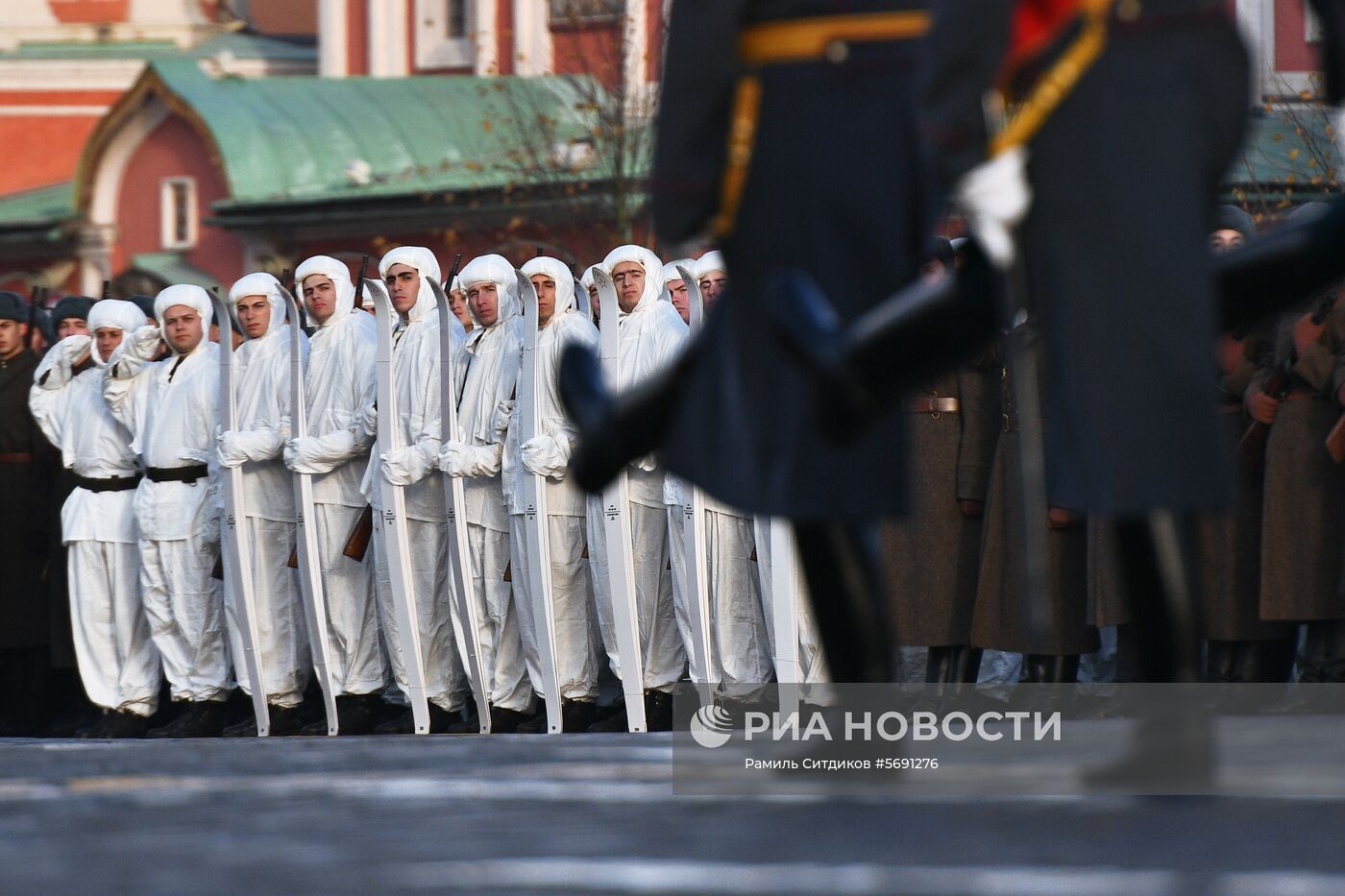 Марш, приуроченный к 77-й годовщине парада 1941 года