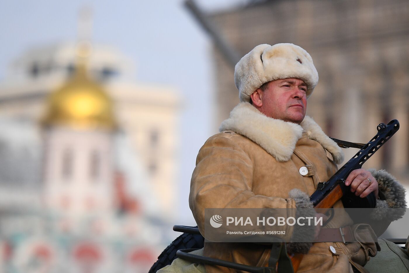 Марш, приуроченный к 77-й годовщине парада 1941 года 