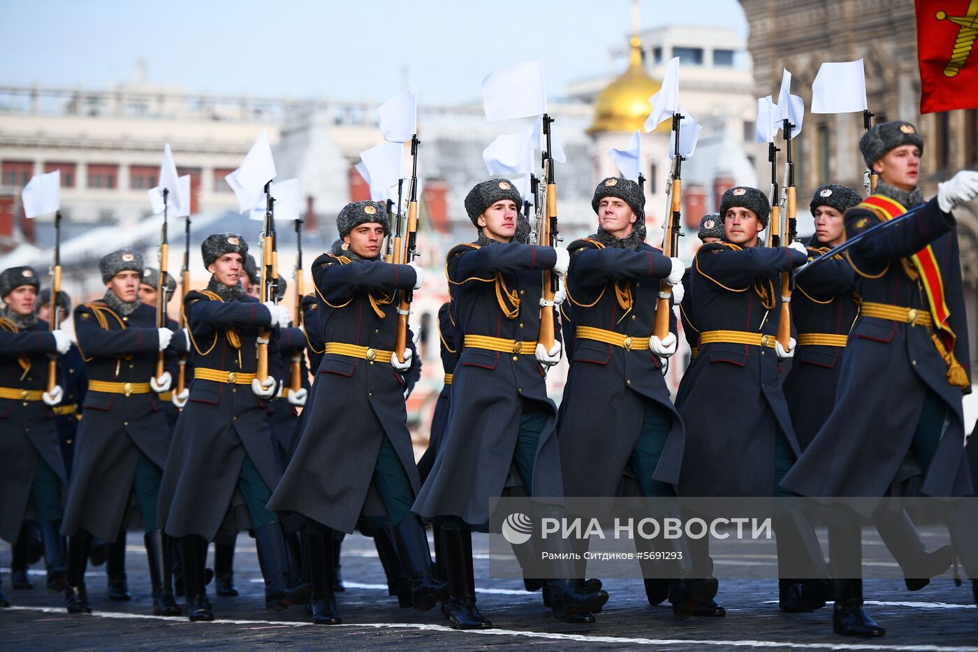 Марш, приуроченный к 77-й годовщине парада 1941 года 