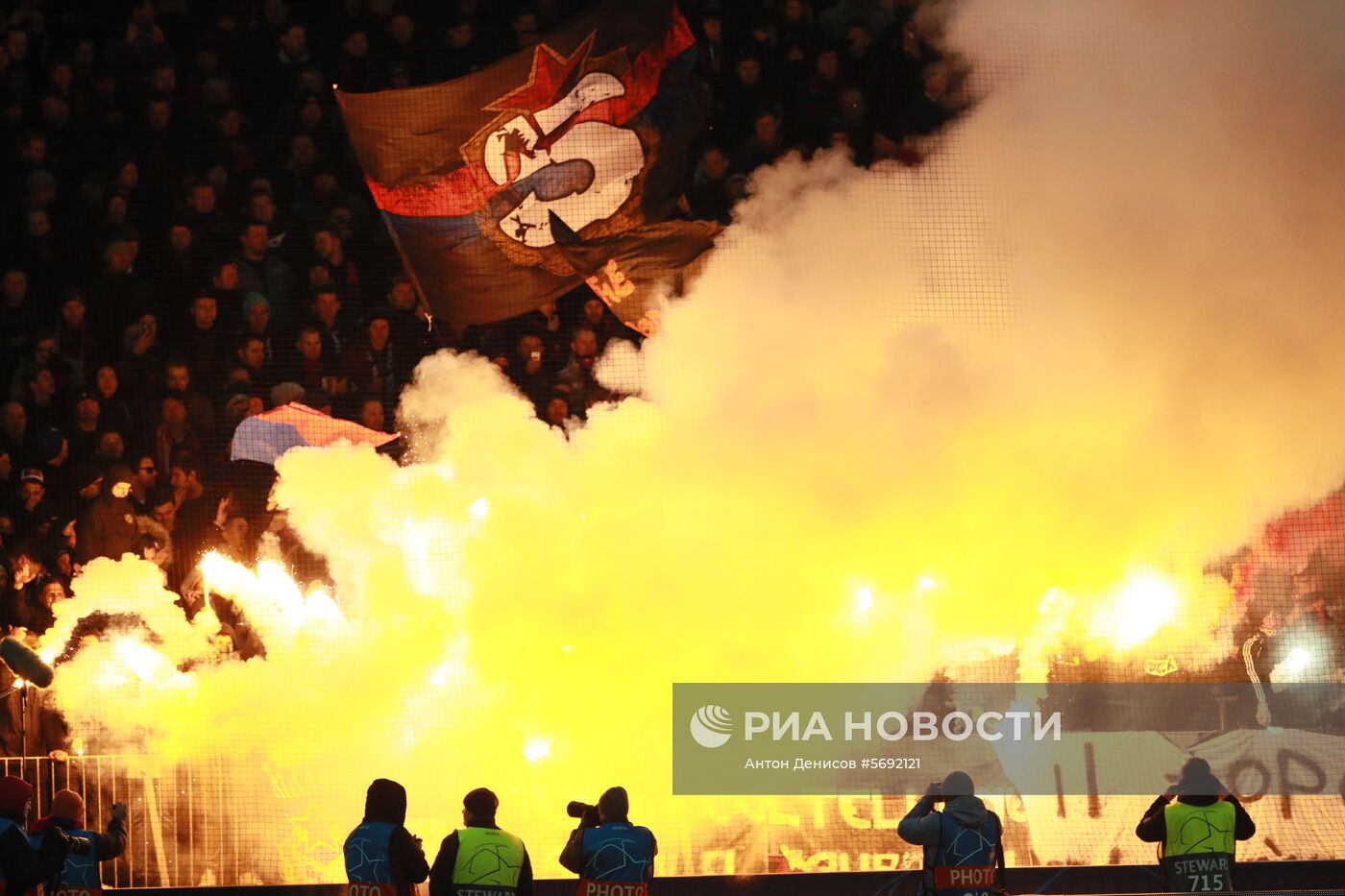 Футбол. Лига чемпионов. Матч ЦСКА - "Рома"