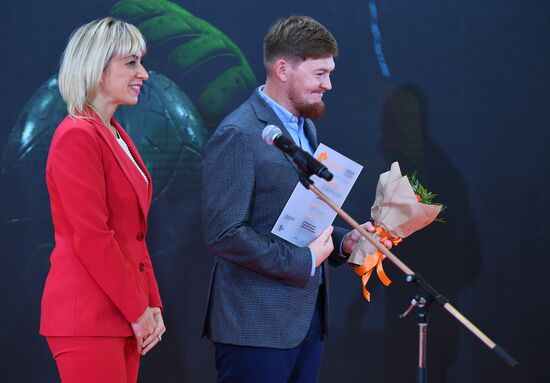 Открытие выставки победителей IV международного конкурса имени А. Стенина