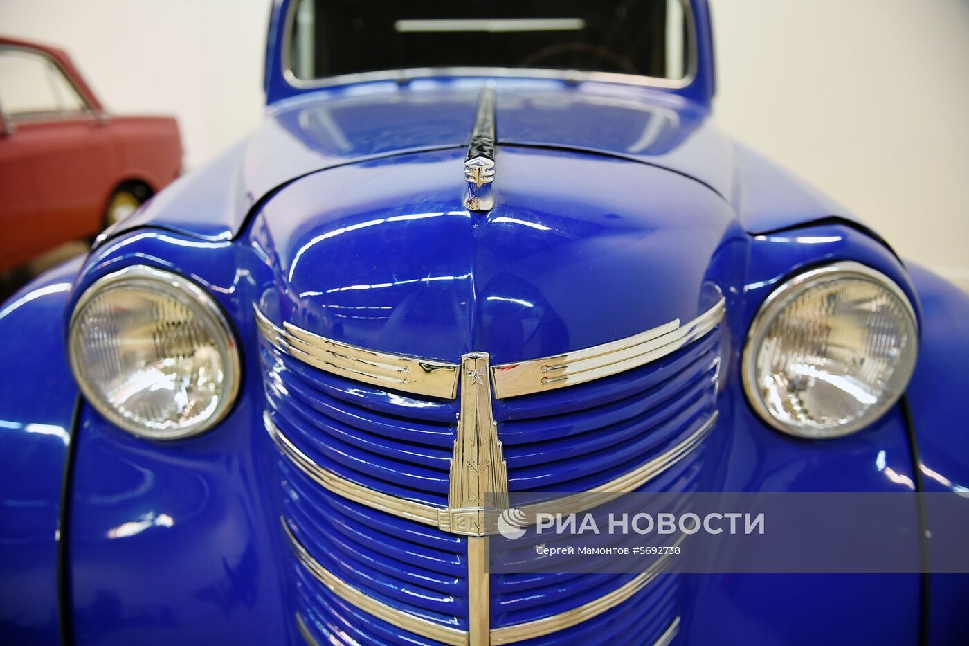Выставка "Редкие автомобили" в ЦДХ