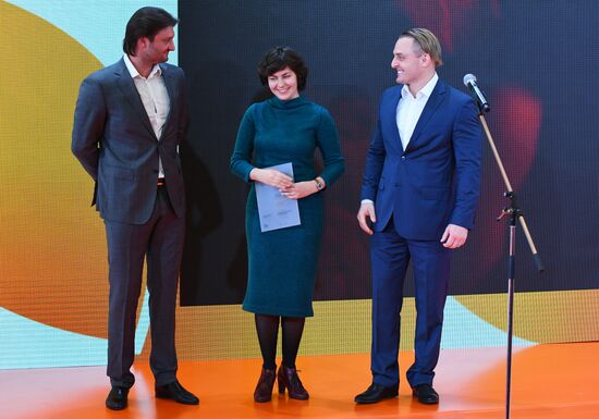 Открытие выставки победителей IV международного конкурса имени А. Стенина