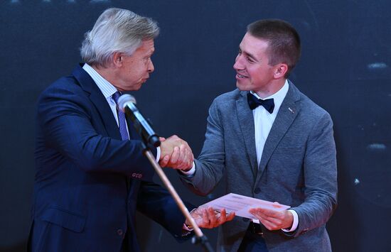 Открытие выставки победителей IV международного конкурса имени А. Стенина