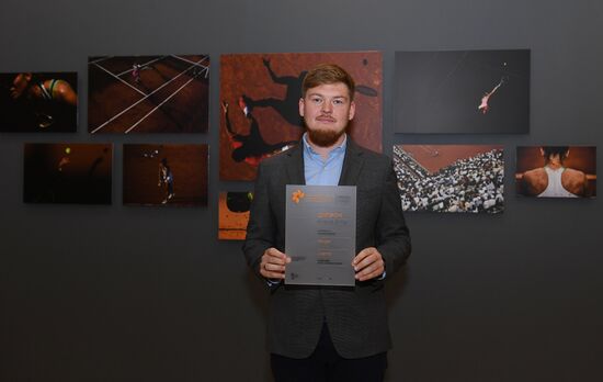 Открытие выставки победителей IV международного конкурса имени А. Стенина