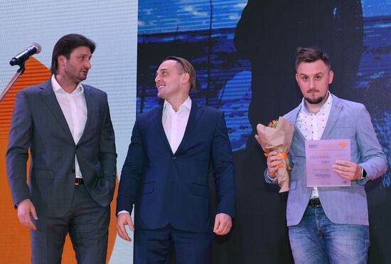 Открытие выставки победителей IV международного конкурса имени А. Стенина