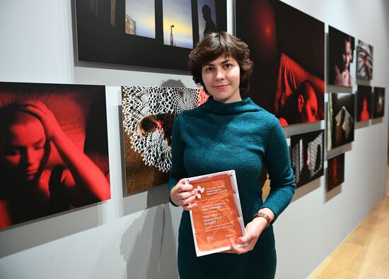 Открытие выставки победителей IV международного конкурса имени А. Стенина